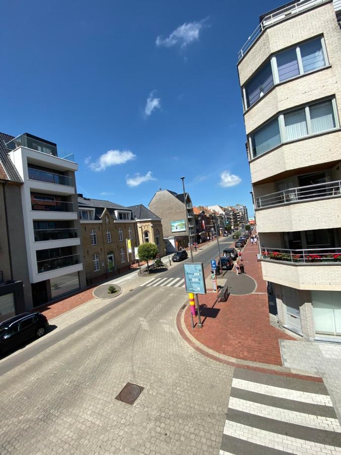 Bofeelie Gezellig 2 Slaapkamer App Aan Zee In Het Bruisende Middelkerke! Lägenhet Exteriör bild